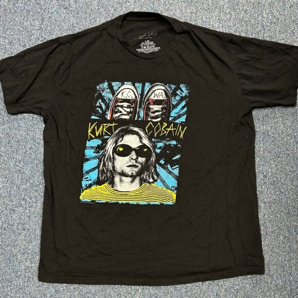Kurt Cobain 2016 T Shirt Sz L Nirvana - Picture 1 of 7